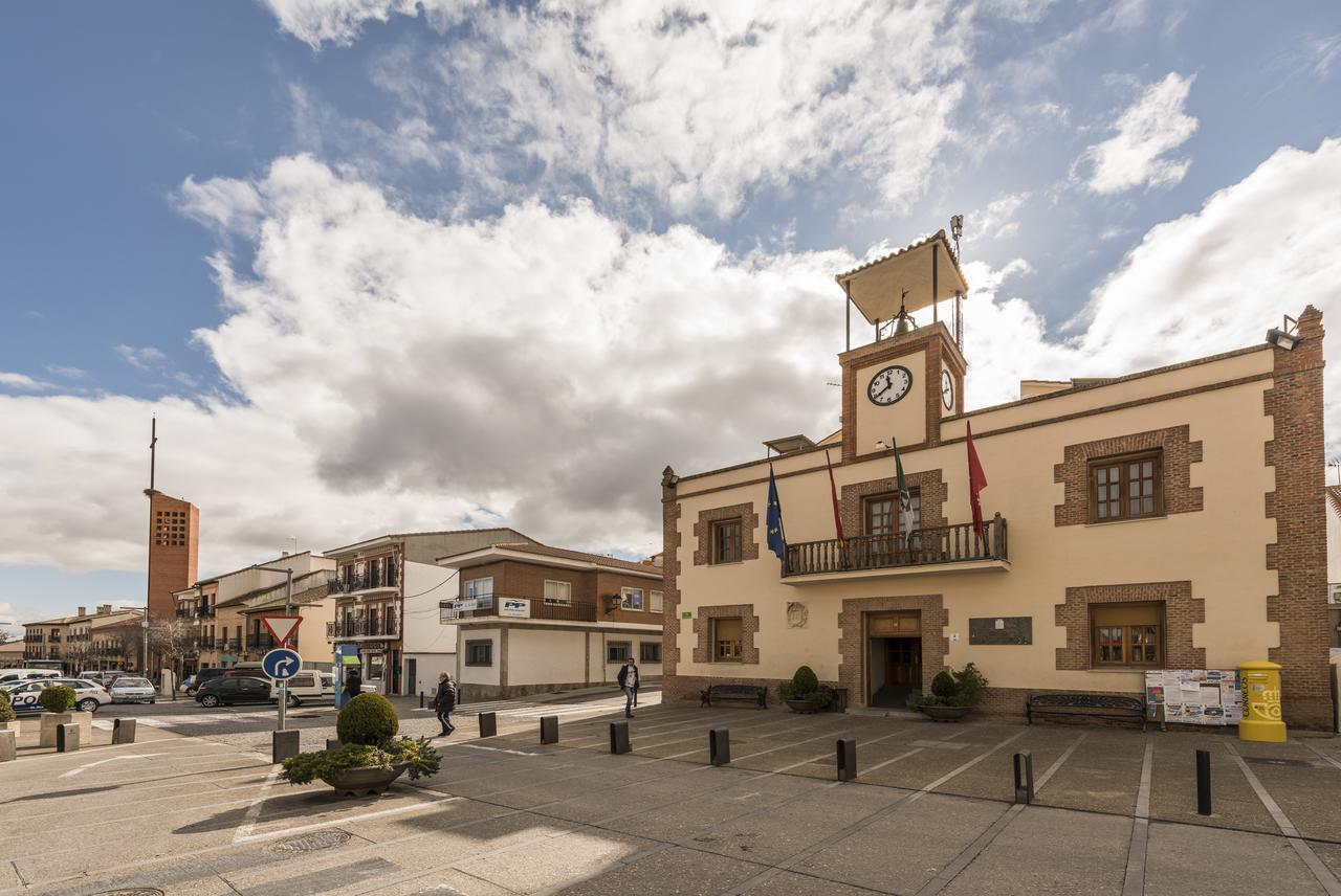 Hotel Restaurante El Alamo Exterior photo